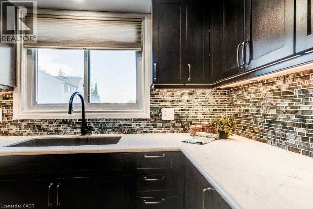 589 Beechwood Drive Unit# 29, Waterloo, Ontario  N2T 2K9 - Photo 19 - 40747922