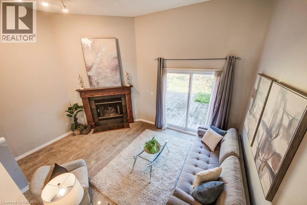 589 Beechwood Drive Unit# 29, Waterloo, Ontario  N2T 2K9 - Photo 2 - 40747922
