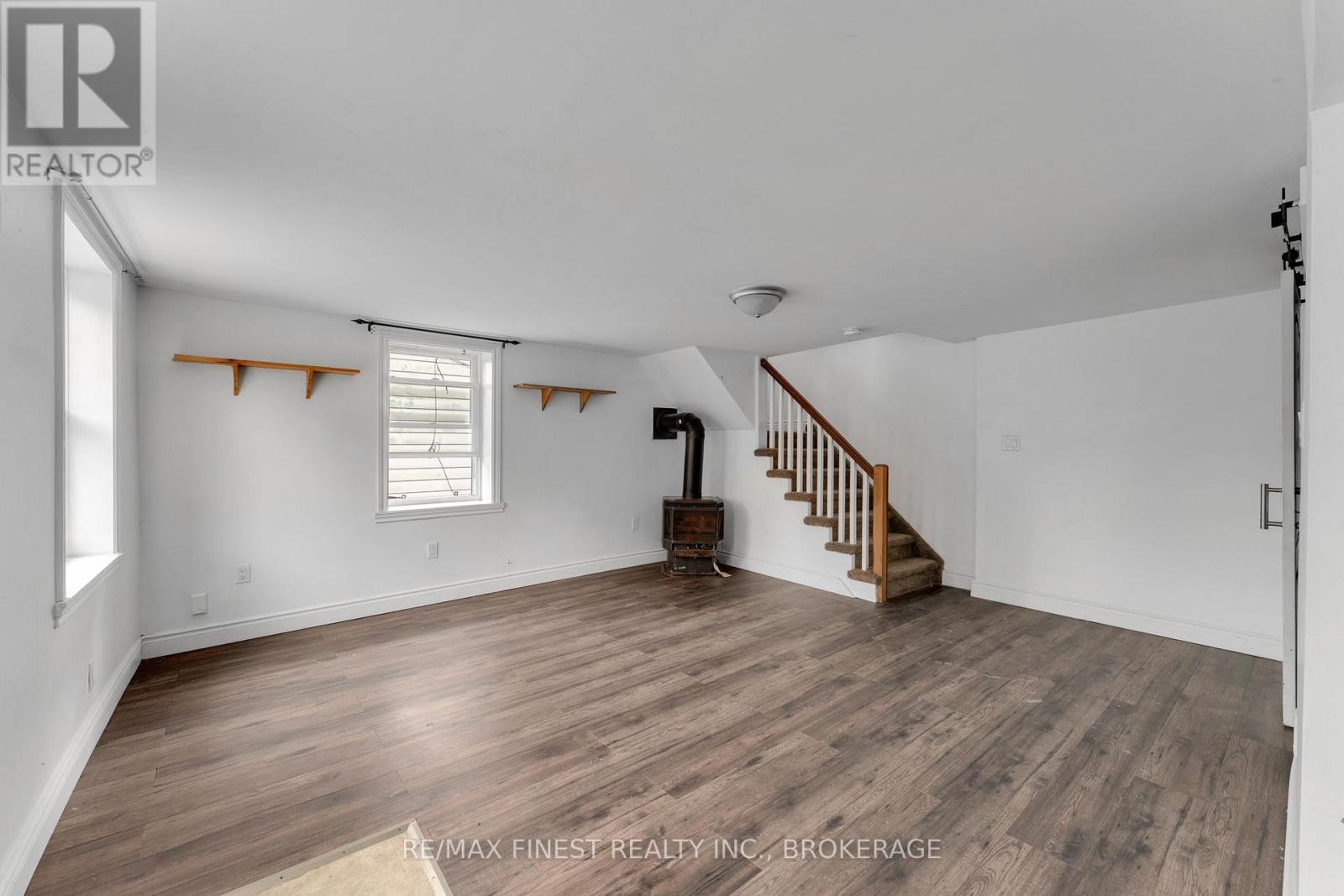 1 - 148 Thomas Street W, Greater Napanee (Greater Napanee), Ontario  K7R 2H3 - Photo 4 - X12476788
