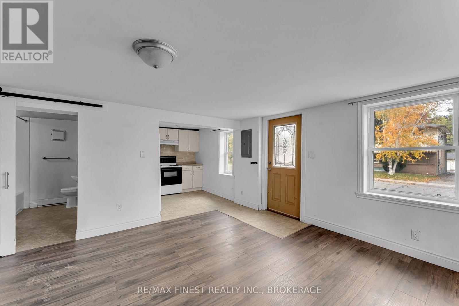 1 - 148 Thomas Street W, Greater Napanee (Greater Napanee), Ontario  K7R 2H3 - Photo 7 - X12476788