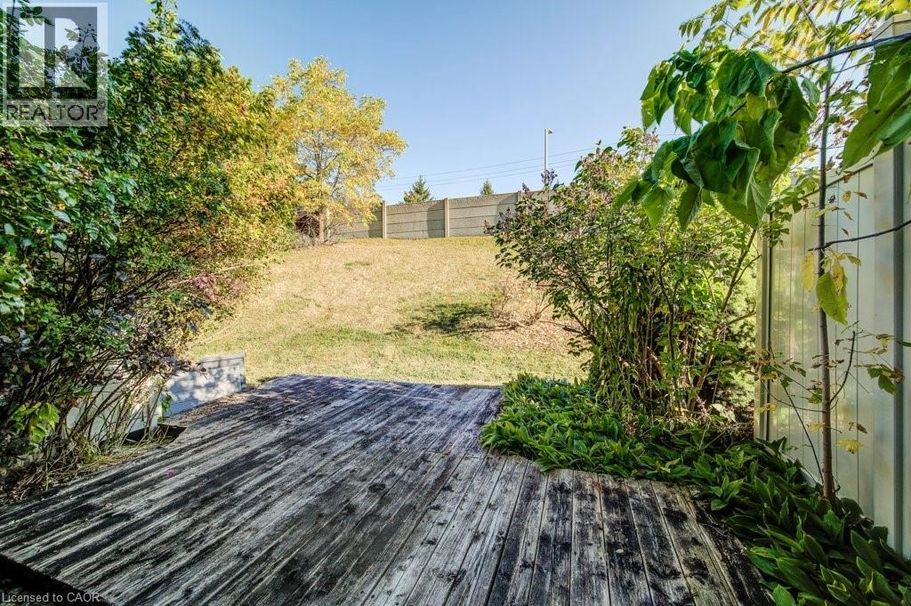 589 Beechwood Drive Unit# 29, Waterloo, Ontario  N2T 2K9 - Photo 41 - 40747922