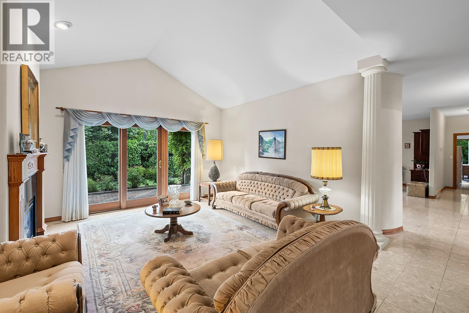 463 Carona Crescent Kelowna Photo 9 463 Carona Crescent Kelowna Photo 9