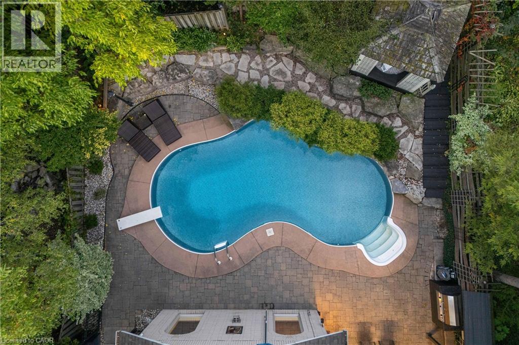 381 Queen Street S, Hamilton, Ontario  L8P 3T8 - Photo 43 - 40756311