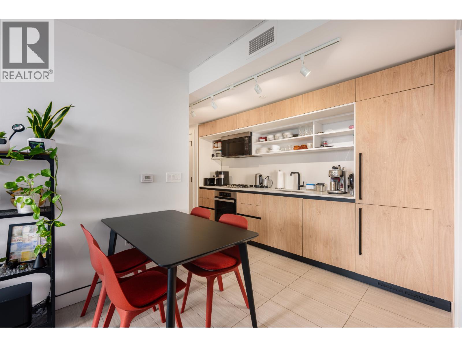 1604 5058 Joyce Street, Vancouver, British Columbia  V5R 0J9 - Photo 5 - R3060582