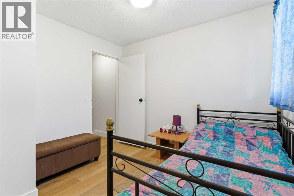 91 Deerfield Drive Se, Calgary, Alberta  T2J 6T9 - Photo 25 - A2263400