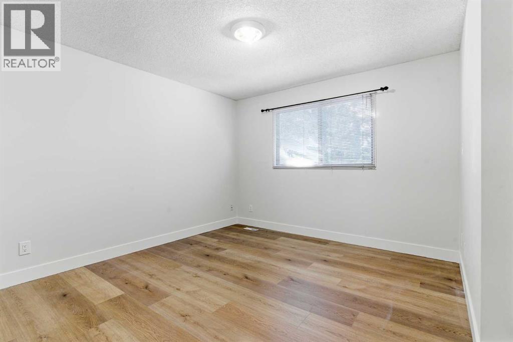 91 Deerfield Drive Se, Calgary, Alberta  T2J 6T9 - Photo 26 - A2263400