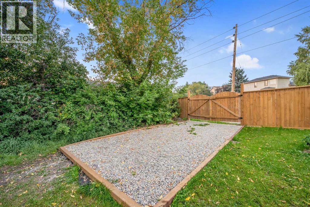 423 Queensland Circle Se, Calgary, Alberta  T2J 4P5 - Photo 43 - A2265453