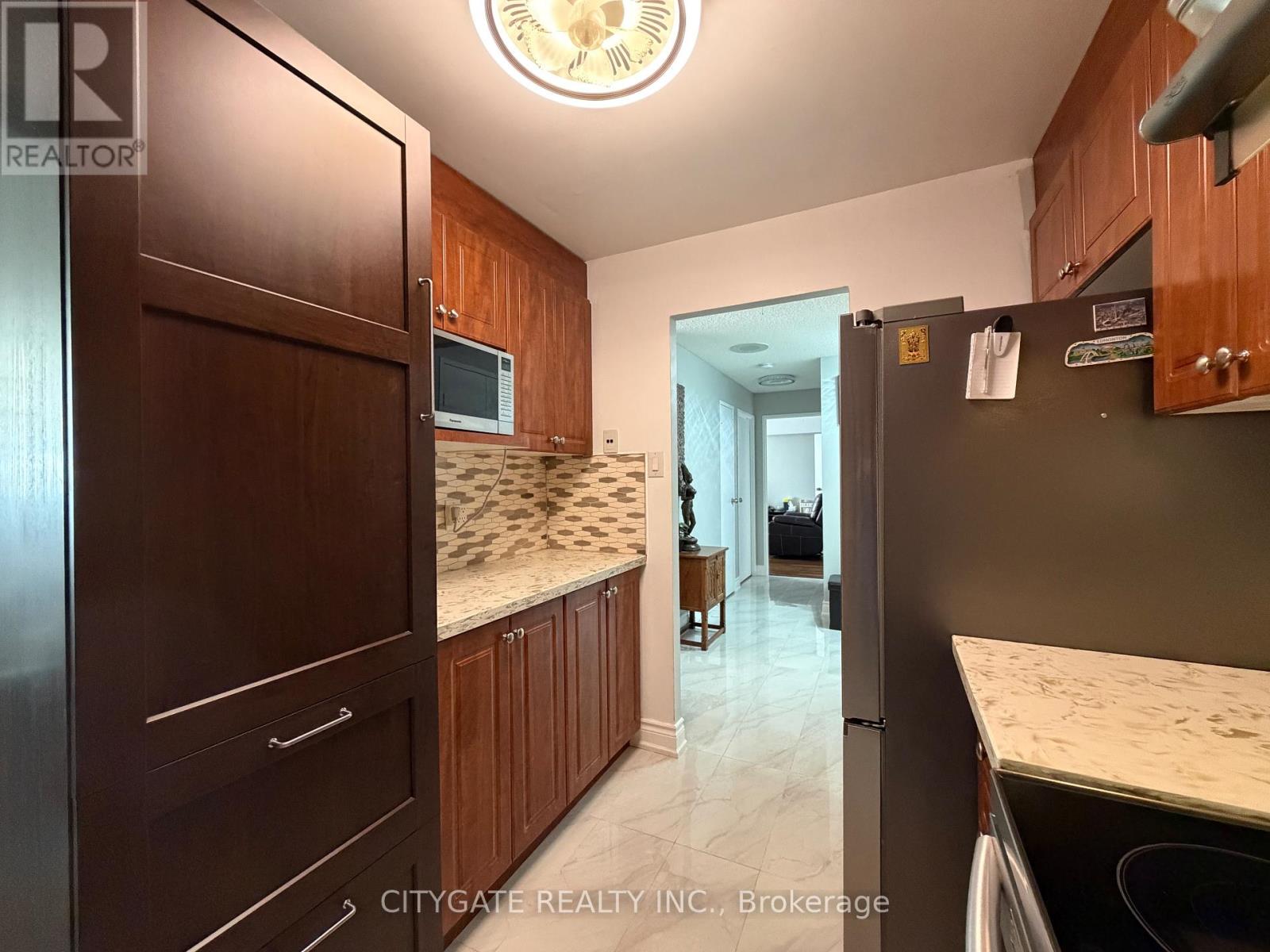 1412 - 3700 Kaneff Crescent, Mississauga, Ontario  L5A 4B8 - Photo 19 - W12476252