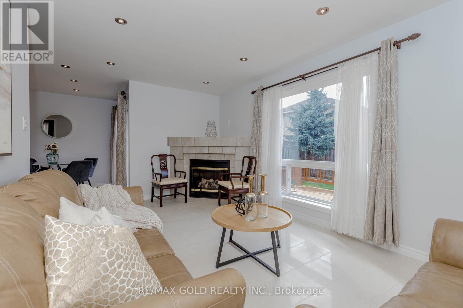 7399 Terragar Boulevard, Mississauga, Ontario  L5N 8G7 - Photo 18 - W12476632