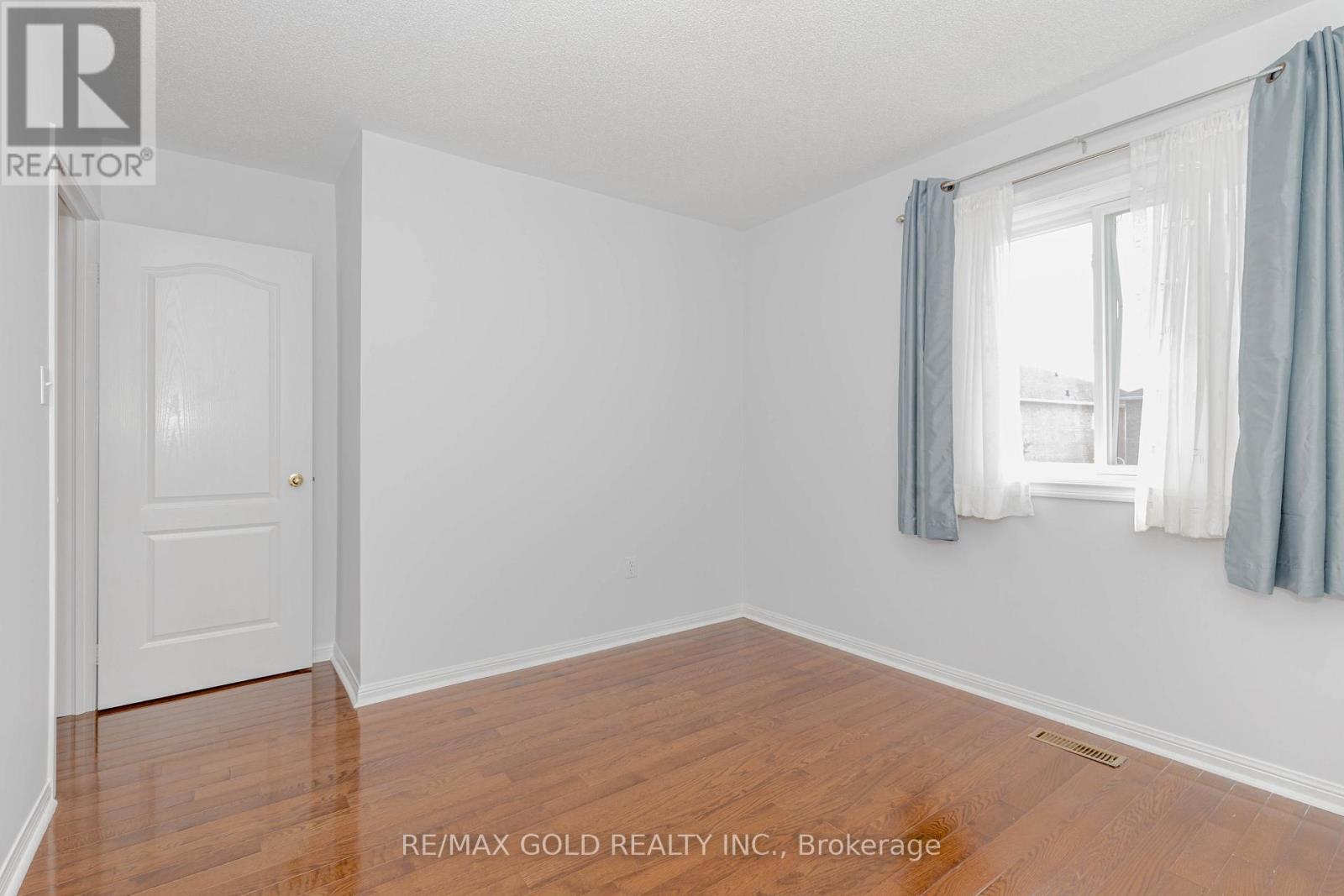 7399 Terragar Boulevard, Mississauga, Ontario  L5N 8G7 - Photo 28 - W12476632