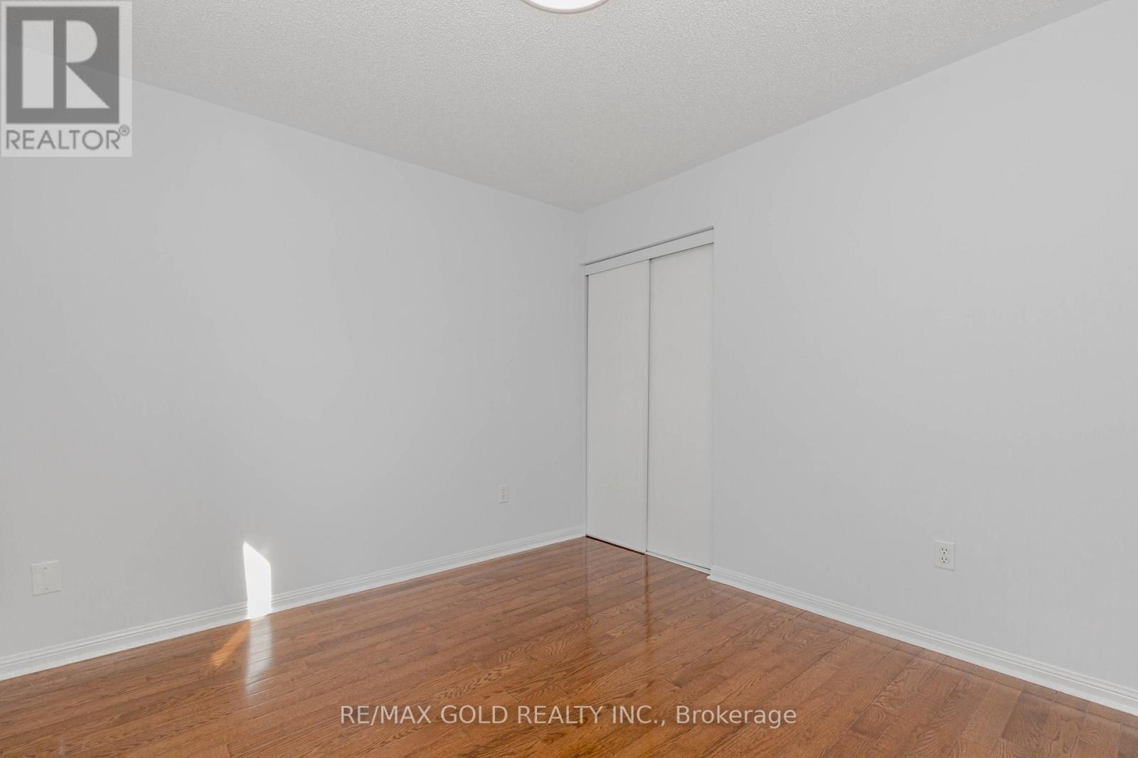 7399 Terragar Boulevard, Mississauga, Ontario  L5N 8G7 - Photo 29 - W12476632