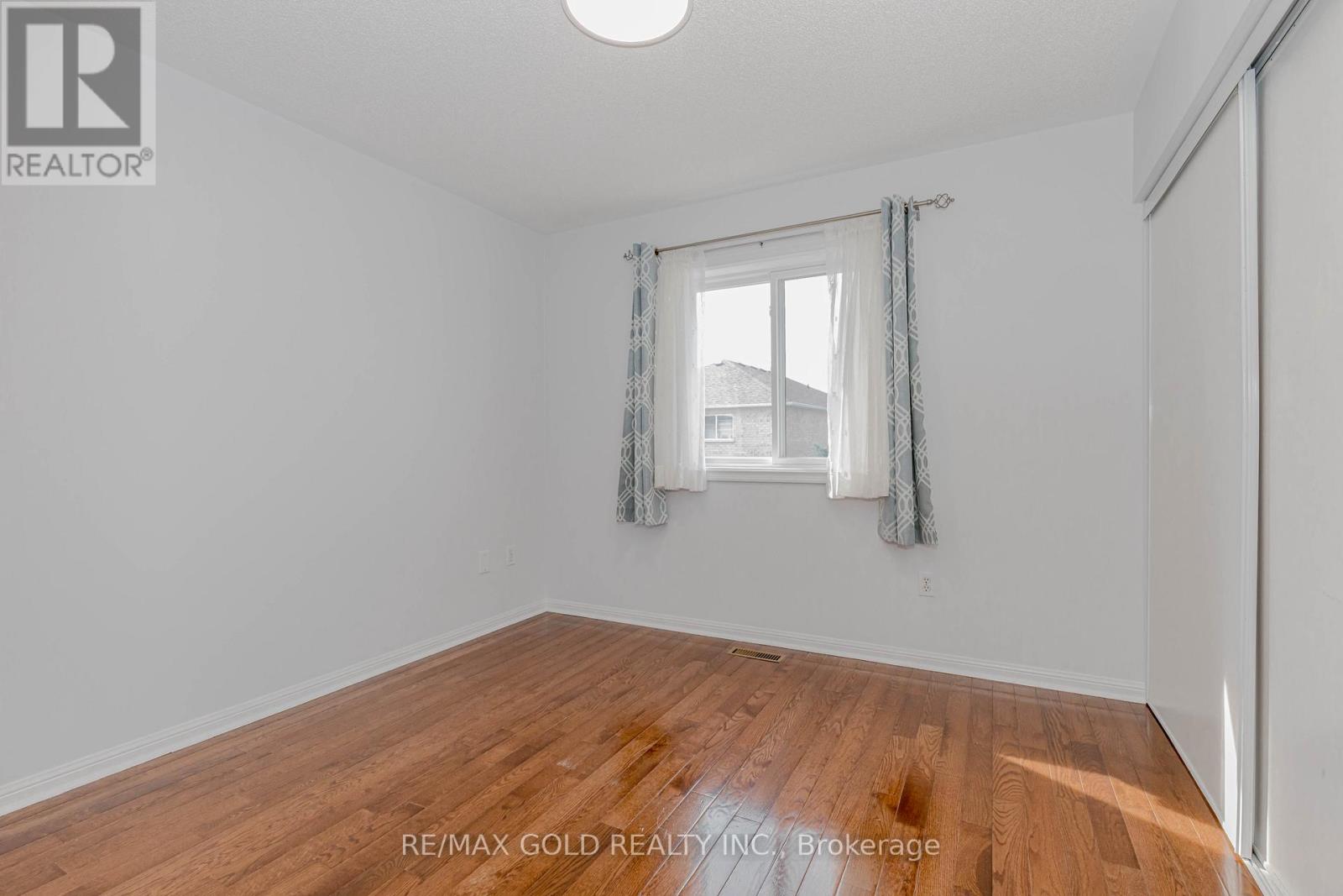 7399 Terragar Boulevard, Mississauga, Ontario  L5N 8G7 - Photo 34 - W12476632