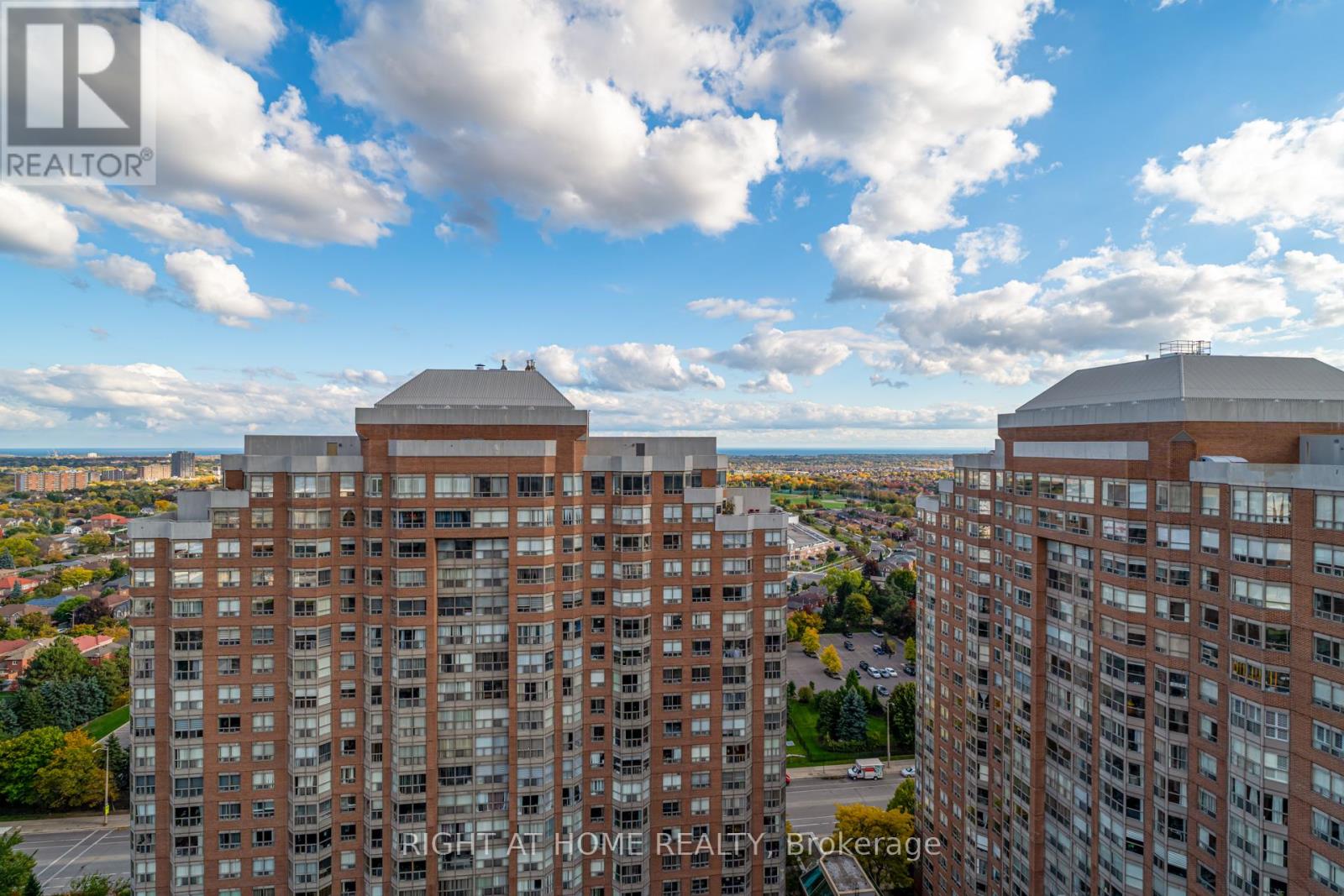 2412 - 310 Burnhamthorpe Road W, Mississauga, Ontario  L5B 4P9 - Photo 25 - W12476644