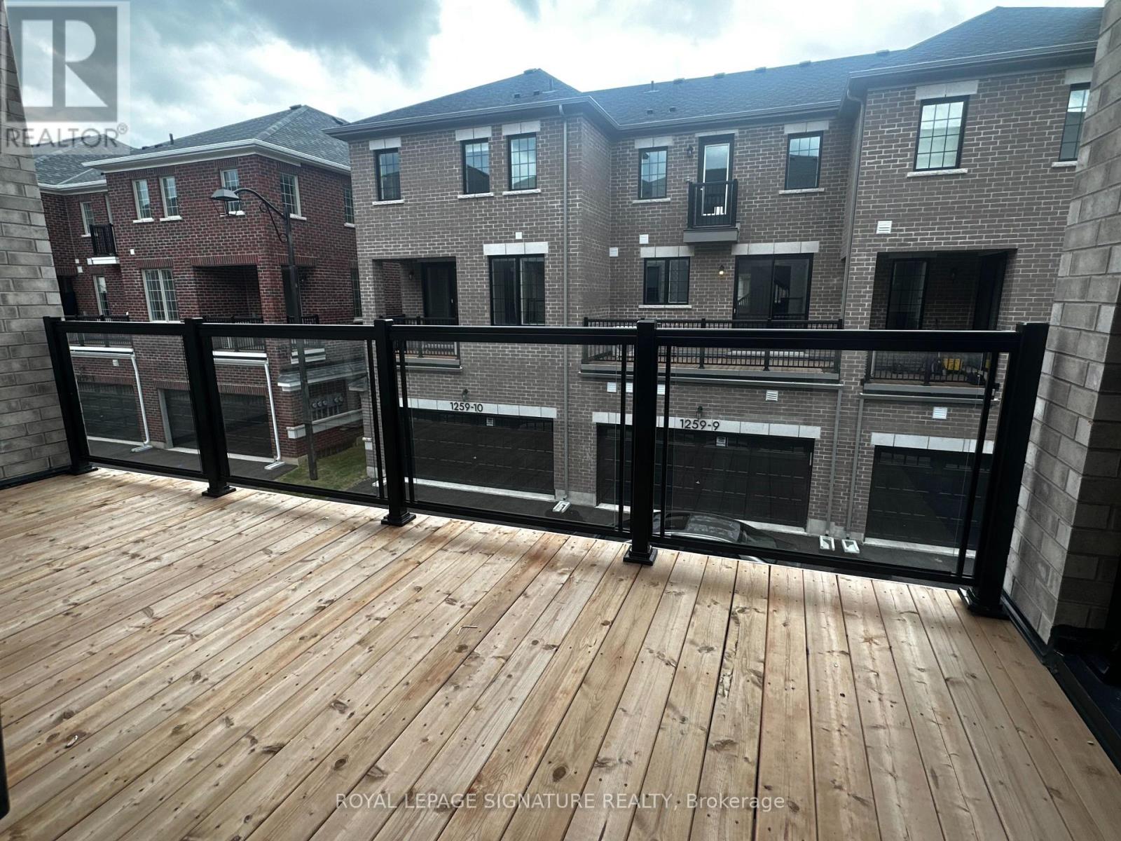 22 - 1259 Lily Crescent, Milton, Ontario  L9E 2C1 - Photo 3 - W12476654