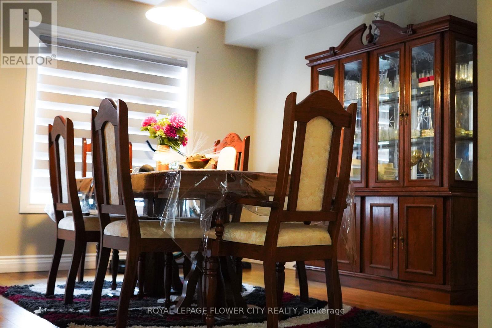 32 Courtsfield Crescent, Brampton, Ontario  L7A 2E2 - Photo 28 - W12476671