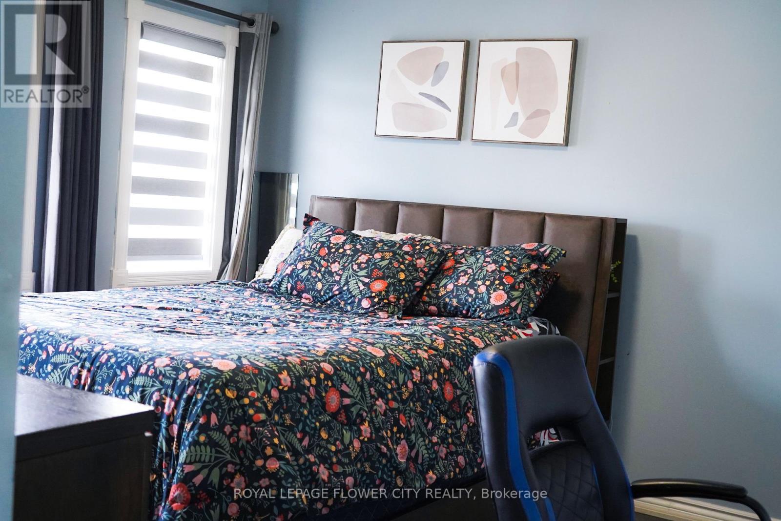 32 Courtsfield Crescent, Brampton, Ontario  L7A 2E2 - Photo 35 - W12476671