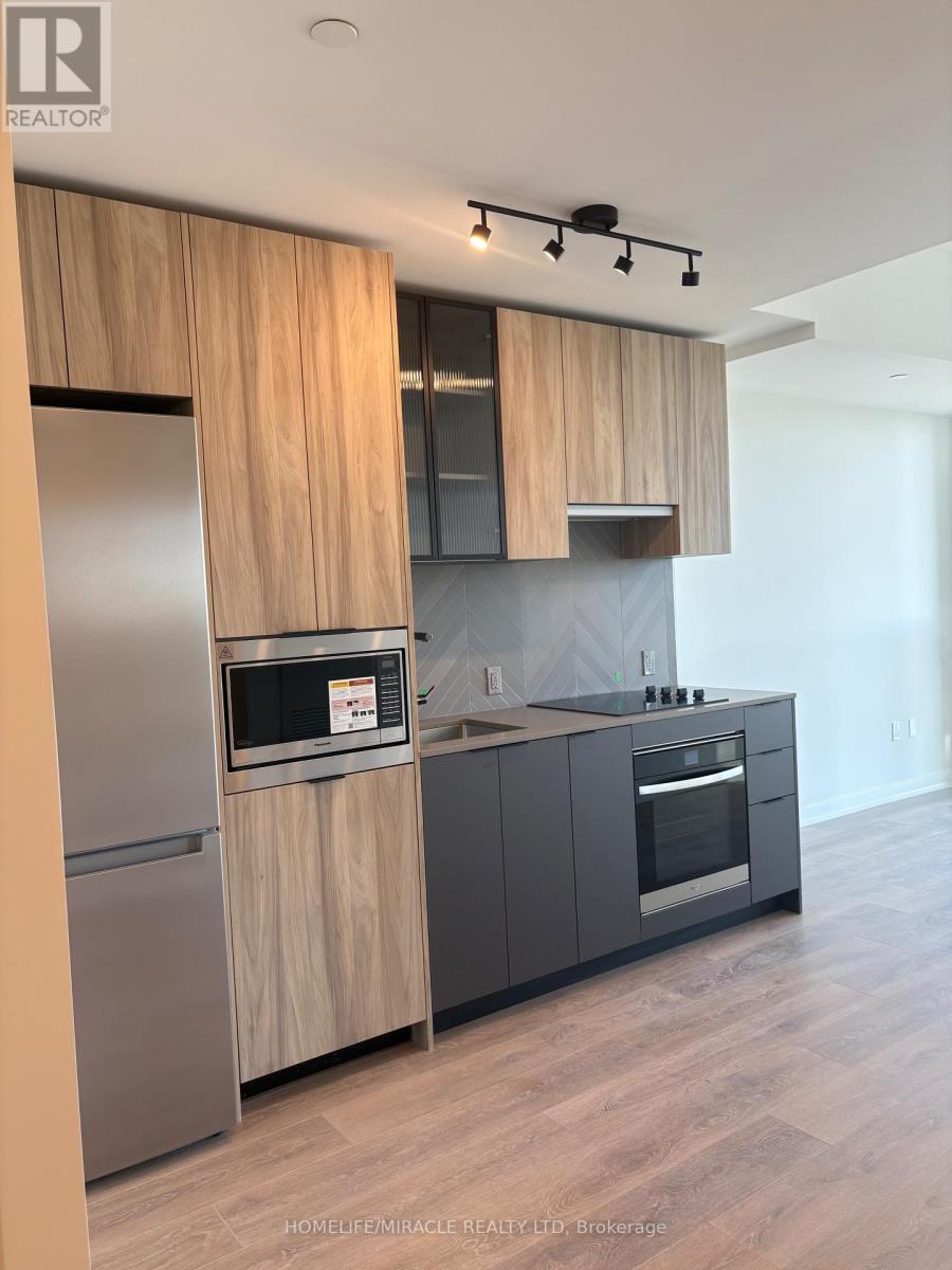 507 - 1037 The Queensway, Toronto, Ontario  M8Z 6C7 - Photo 2 - W12476686