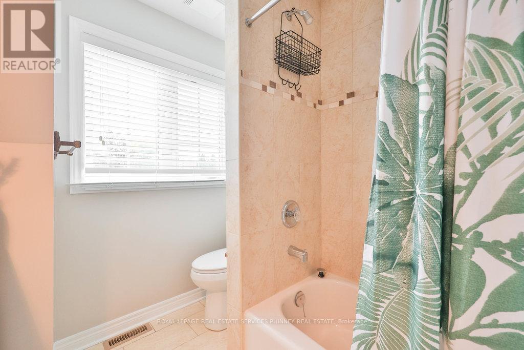 1025 Shaw Drive, Mississauga, Ontario  L5G 3Z3 - Photo 31 - W12476723