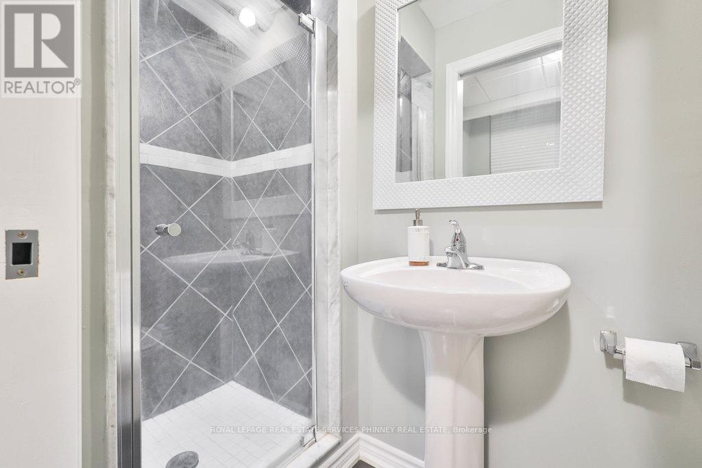 1025 Shaw Drive, Mississauga, Ontario  L5G 3Z3 - Photo 36 - W12476723