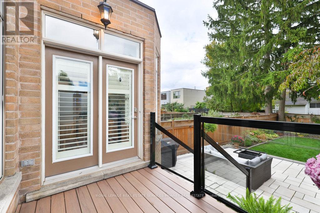 1025 Shaw Drive, Mississauga, Ontario  L5G 3Z3 - Photo 38 - W12476723