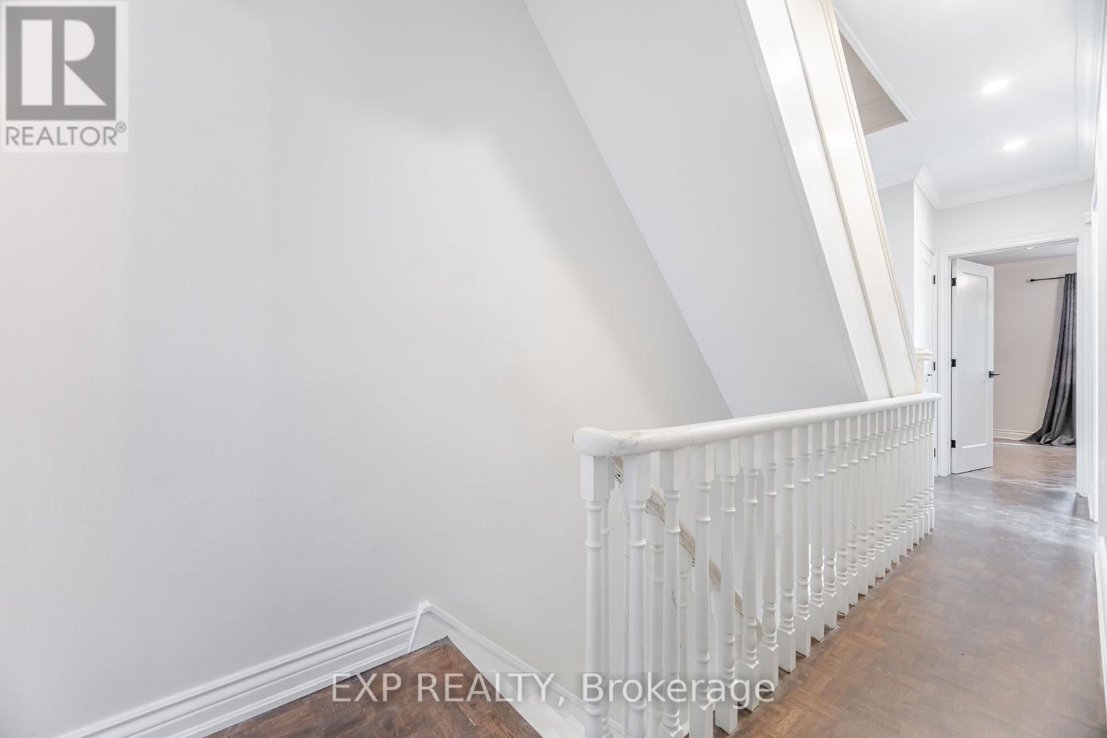 2nd And 3rd Floor - 84 Earlscourt Avenue, Toronto, Ontario  M6E 4A9 - Photo 15 - W12476728