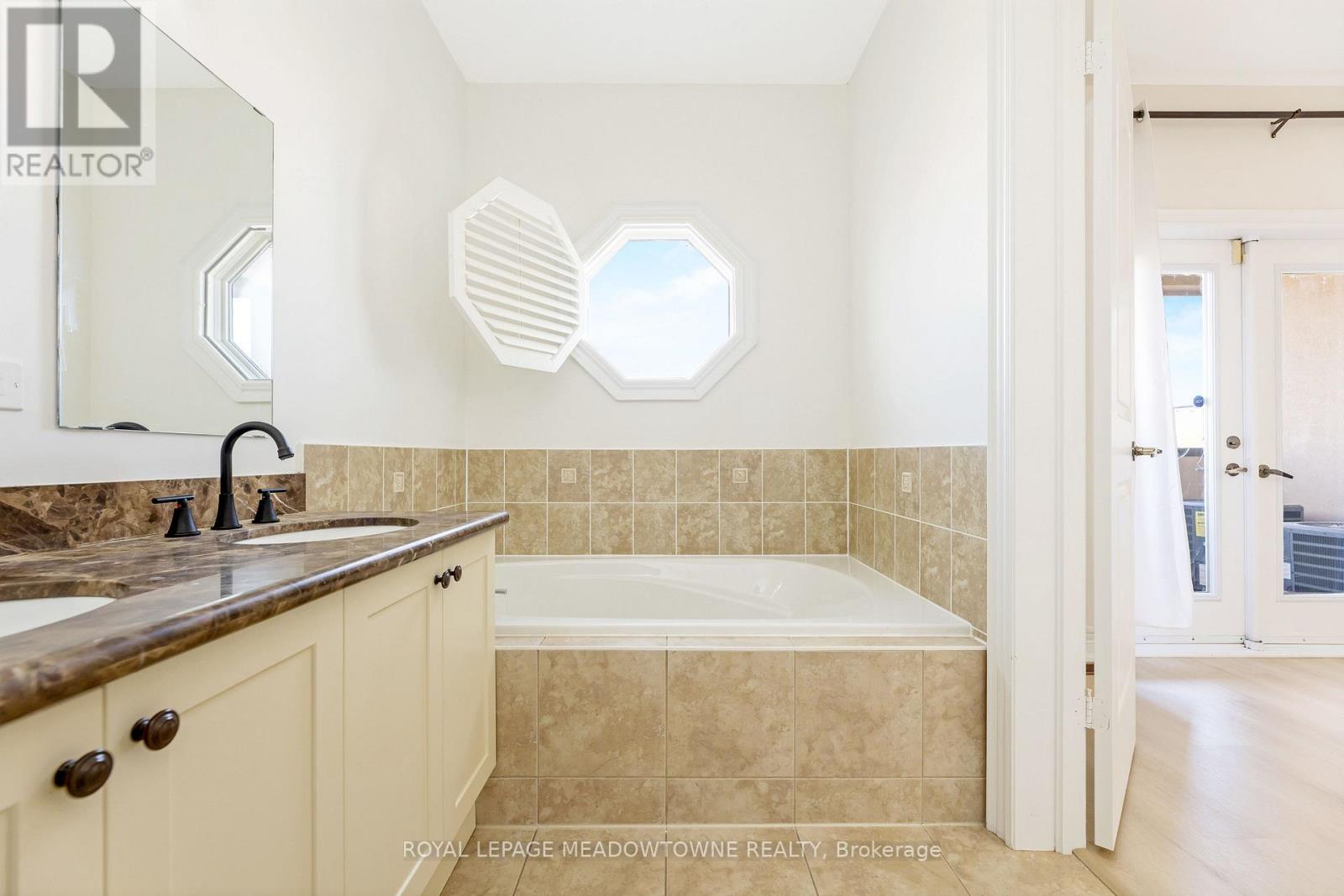 Upper - 9105 Derry Road W, Milton, Ontario  L9T 7Y9 - Photo 27 - W12476736