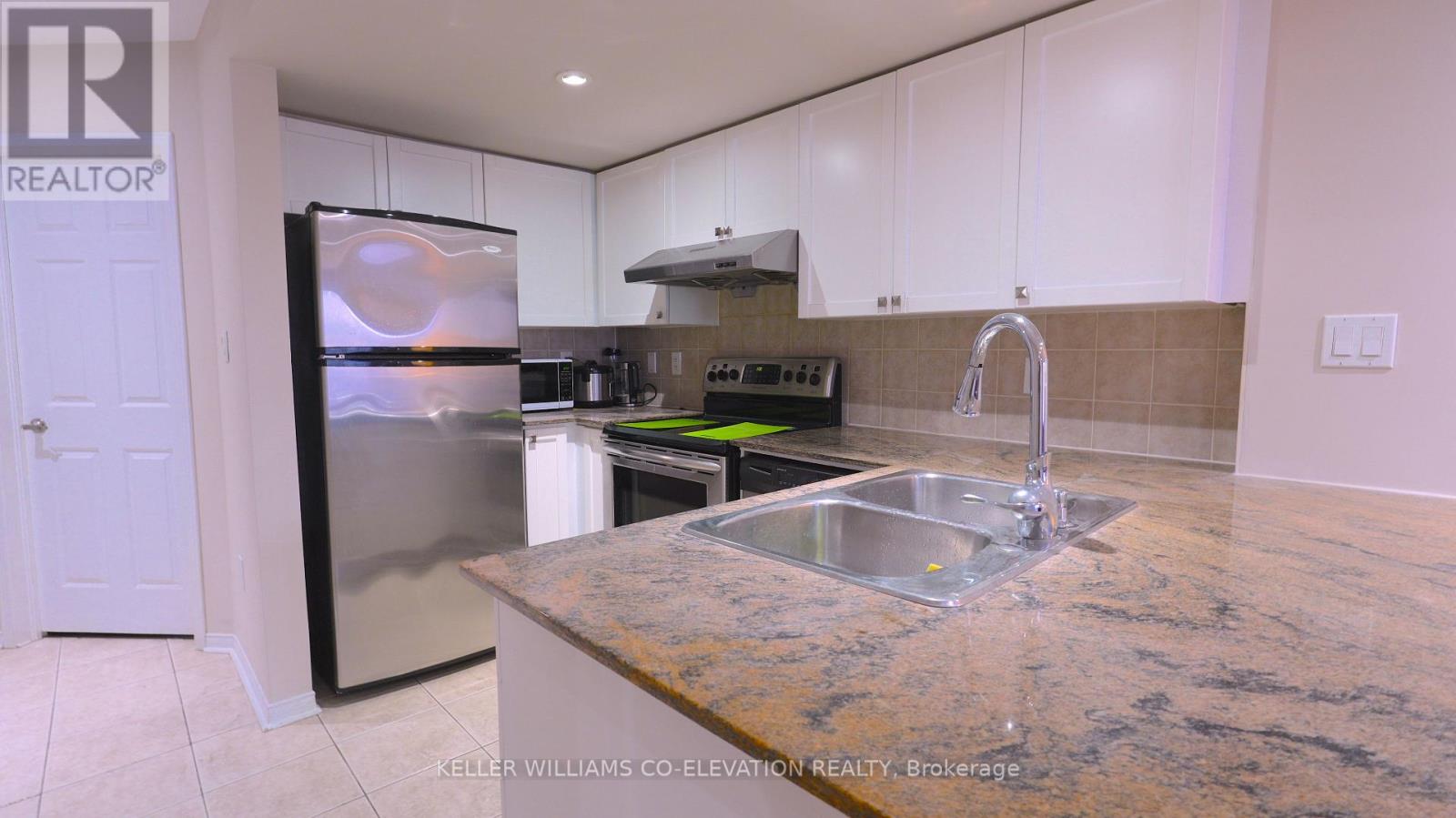 Unit 13 - 25 Foundry Avenue N, Toronto, Ontario  M6H 4K7 - Photo 3 - W12476742