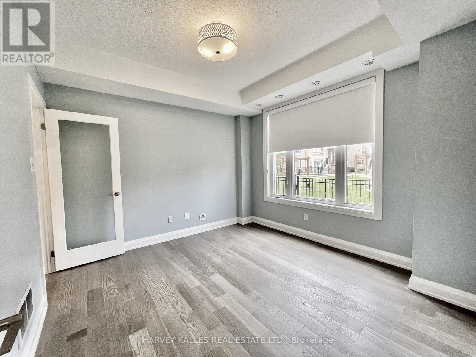 119 - 3050 Erin Centre Boulevard, Mississauga, Ontario  L5M 0P5 - Photo 9 - W12476748