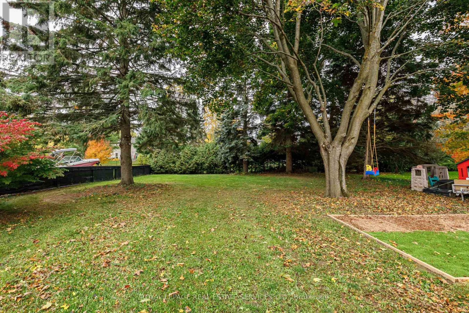 97 Farrar Street, Meaford, Ontario  N4L 1E6 - Photo 30 - X12476545