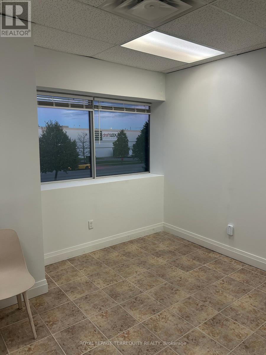 13 Office 202 - 8611 Weston Road, Vaughan, Ontario L4L 9P1 - Photo 12 - N12381136