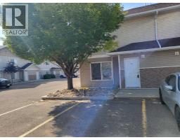 586, 100 Jordan Parkway Johnstone Crossing