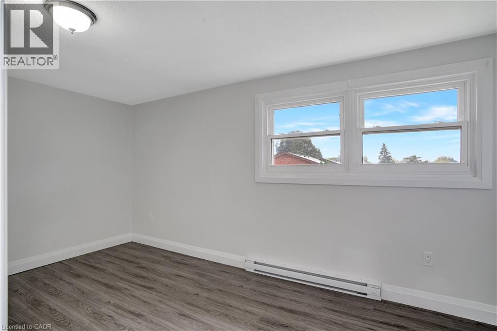 162 Jansen Avenue Unit# 25, Kitchener, Ontario  N2A 2L7 - Photo 12 - 40781517