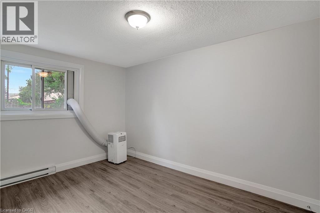 162 Jansen Avenue Unit# 25, Kitchener, Ontario  N2A 2L7 - Photo 16 - 40781517