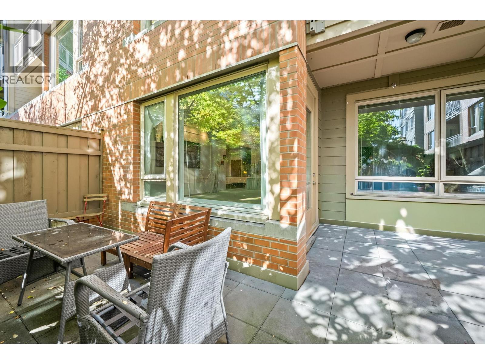 127 119 W 22nd Street, North Vancouver, British Columbia  V7M 0B4 - Photo 2 - R3061019