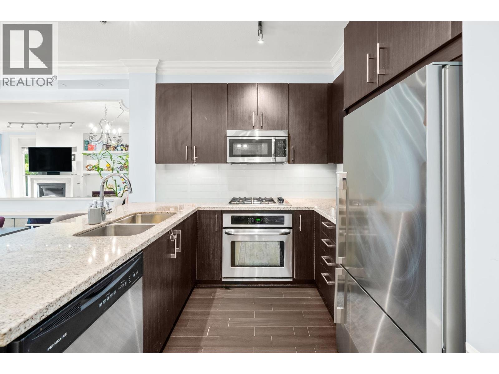 127 119 W 22nd Street, North Vancouver, British Columbia  V7M 0B4 - Photo 7 - R3061019
