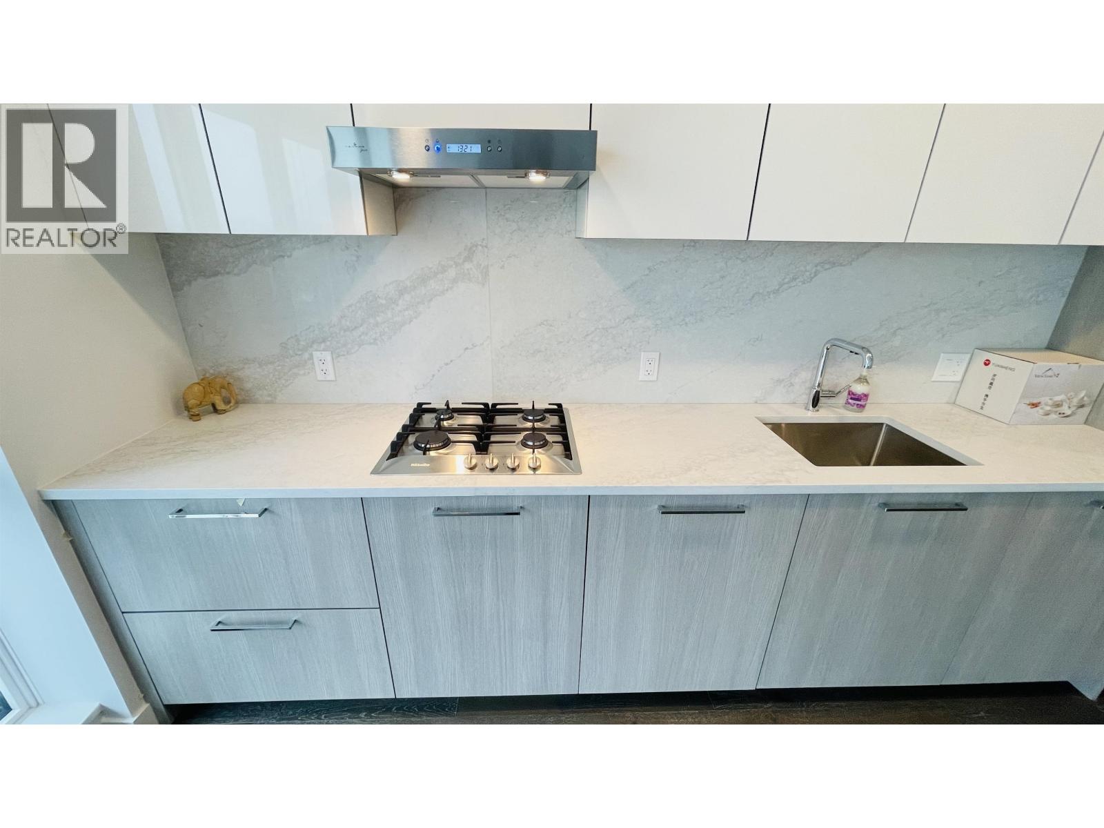 1002 3200 Corvette Way, Richmond, British Columbia  V6X 0E3 - Photo 3 - R3061022