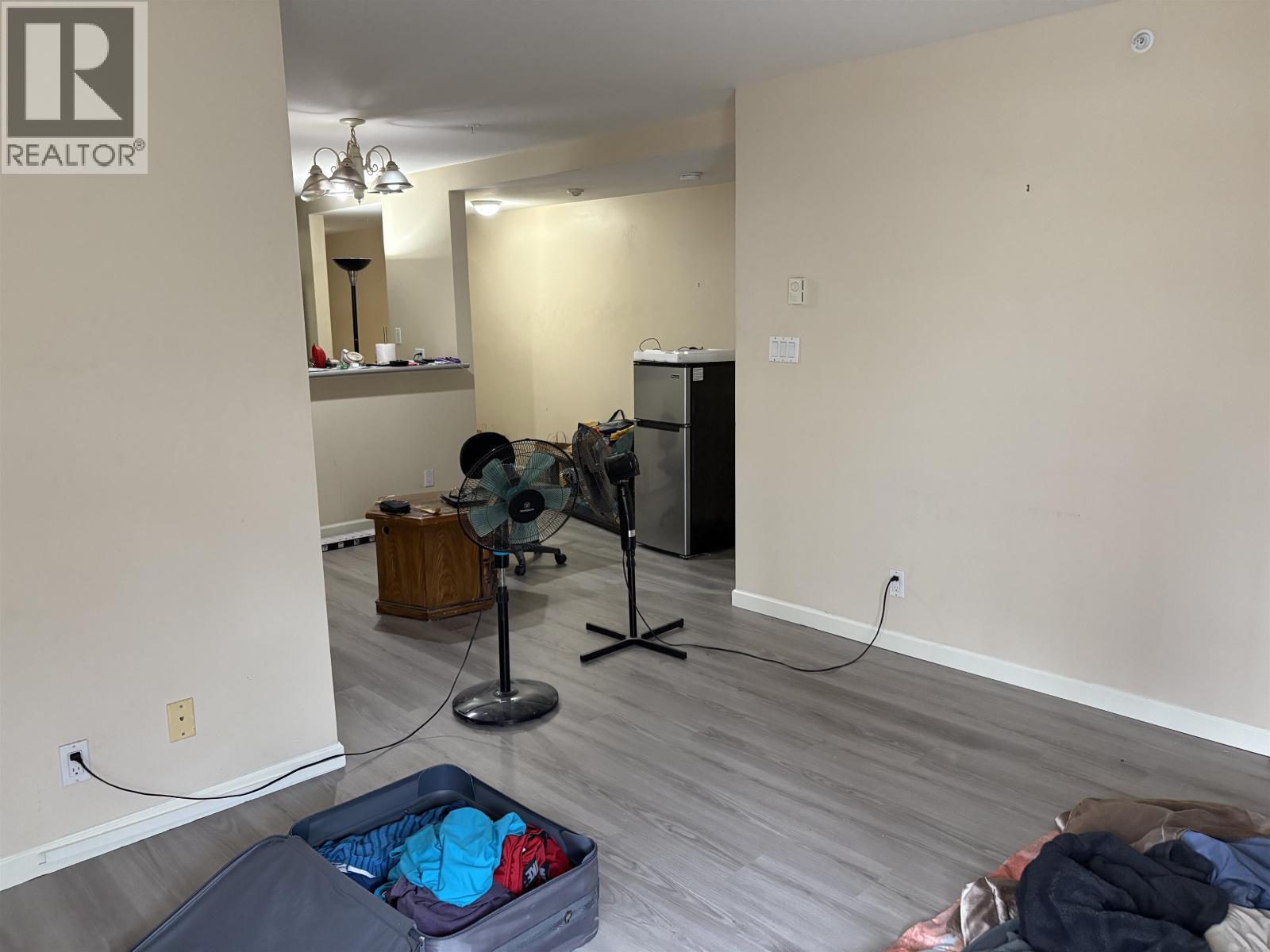 204 137 W 17th Street, North Vancouver, British Columbia  V7M 1V5 - Photo 9 - R3061048