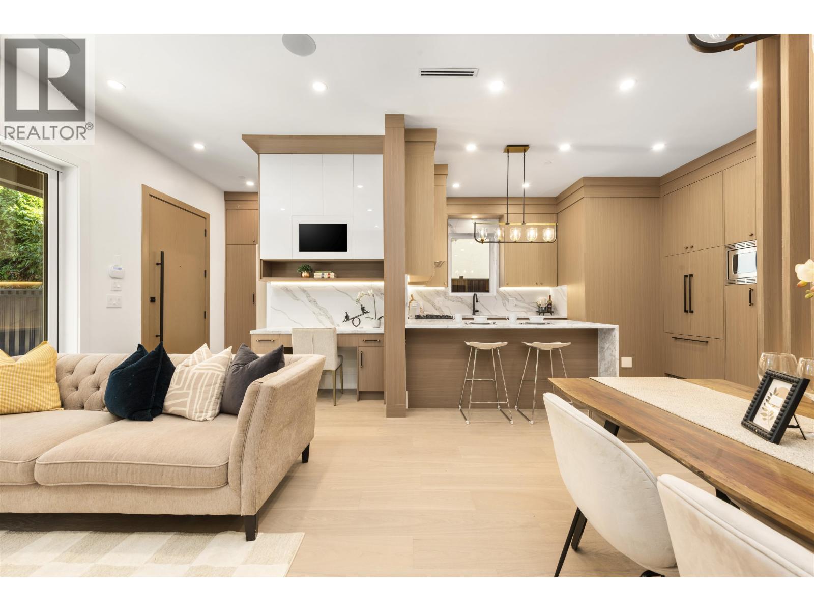 1 847 E 10th Avenue, Vancouver, British Columbia  V5T 2A9 - Photo 6 - R3061057