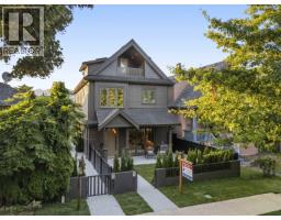 1 847 E 10TH AVENUE, Vancouver, British Columbia