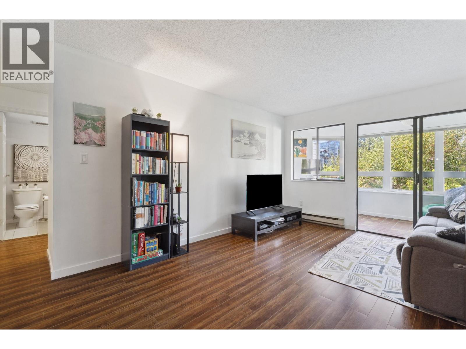 204 1155 Ross Road, North Vancouver, British Columbia  V7K 1C6 - Photo 8 - R3061064