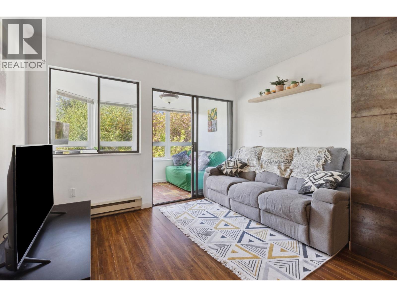 204 1155 Ross Road, North Vancouver, British Columbia  V7K 1C6 - Photo 9 - R3061064