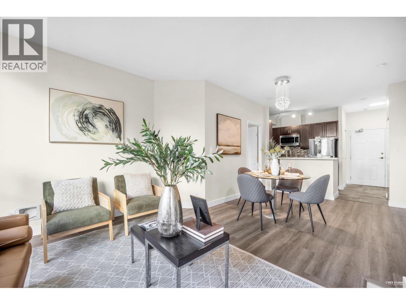 407 6837 Station Hill Drive, Burnaby, British Columbia  V3N 5B7 - Photo 9 - R3059358