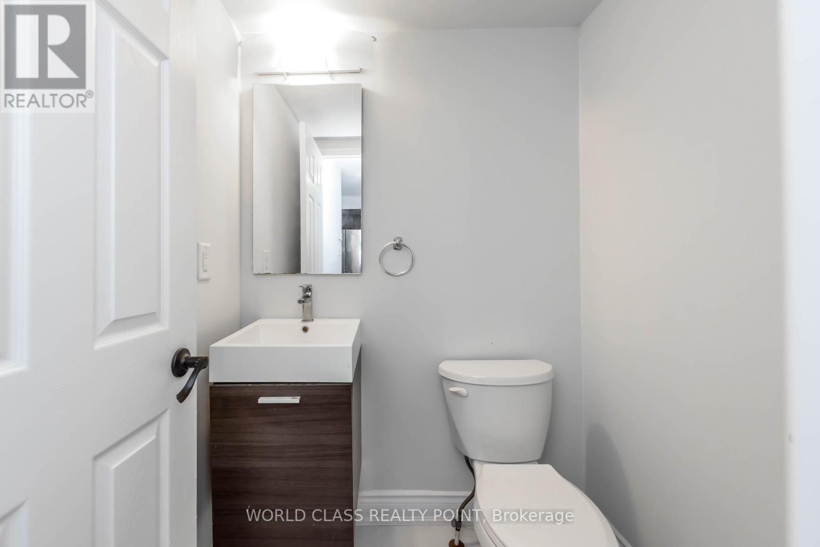 8542 Nightshade Street, Niagara Falls, Ontario  L2H 0L3 - Photo 13 - X12476661
