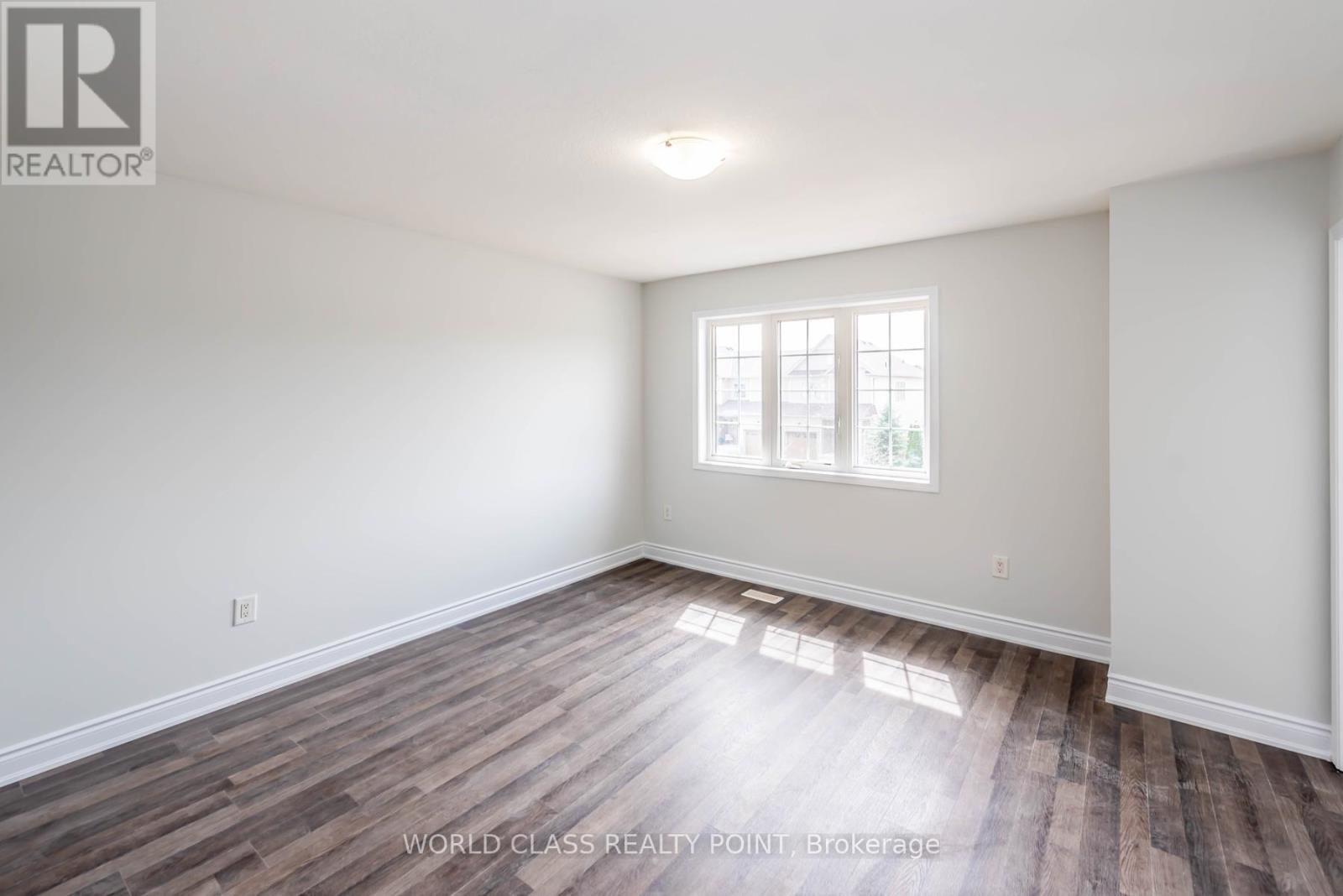 8542 Nightshade Street, Niagara Falls, Ontario  L2H 0L3 - Photo 17 - X12476661