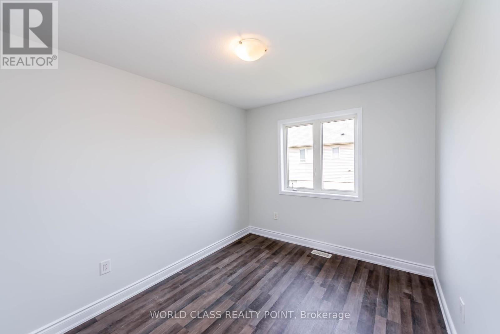 8542 Nightshade Street, Niagara Falls, Ontario  L2H 0L3 - Photo 24 - X12476661
