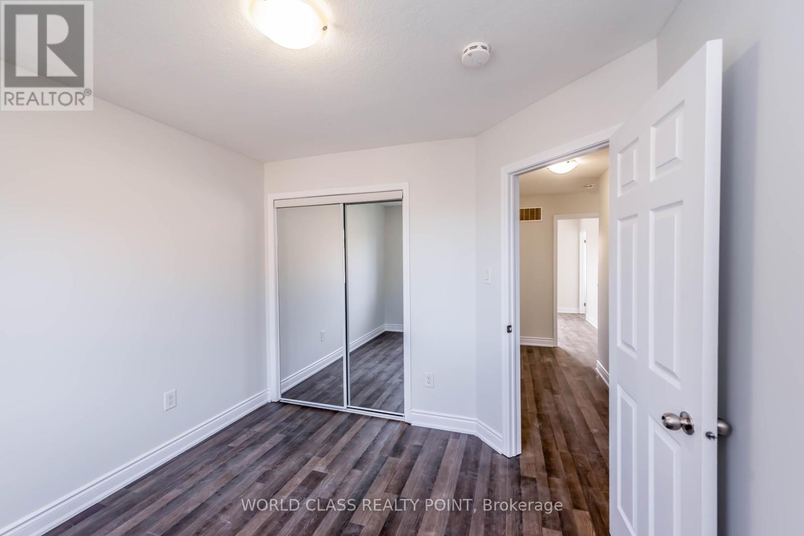 8542 Nightshade Street, Niagara Falls, Ontario  L2H 0L3 - Photo 27 - X12476661