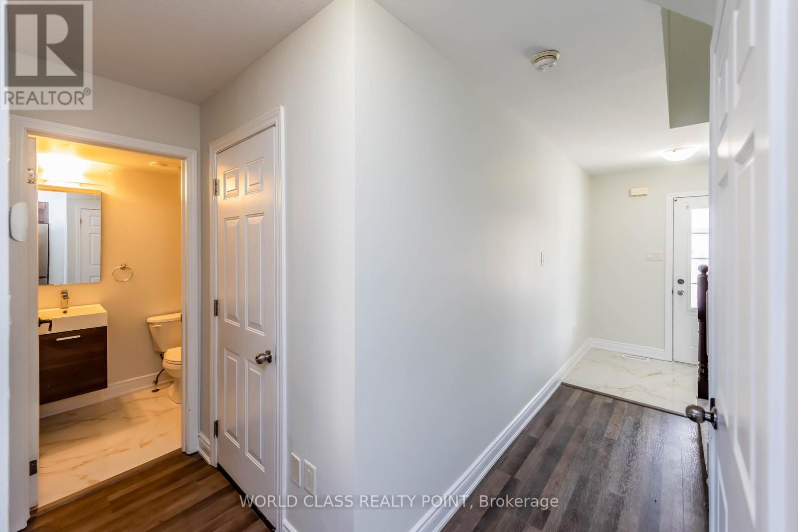 8542 Nightshade Street, Niagara Falls, Ontario  L2H 0L3 - Photo 5 - X12476661