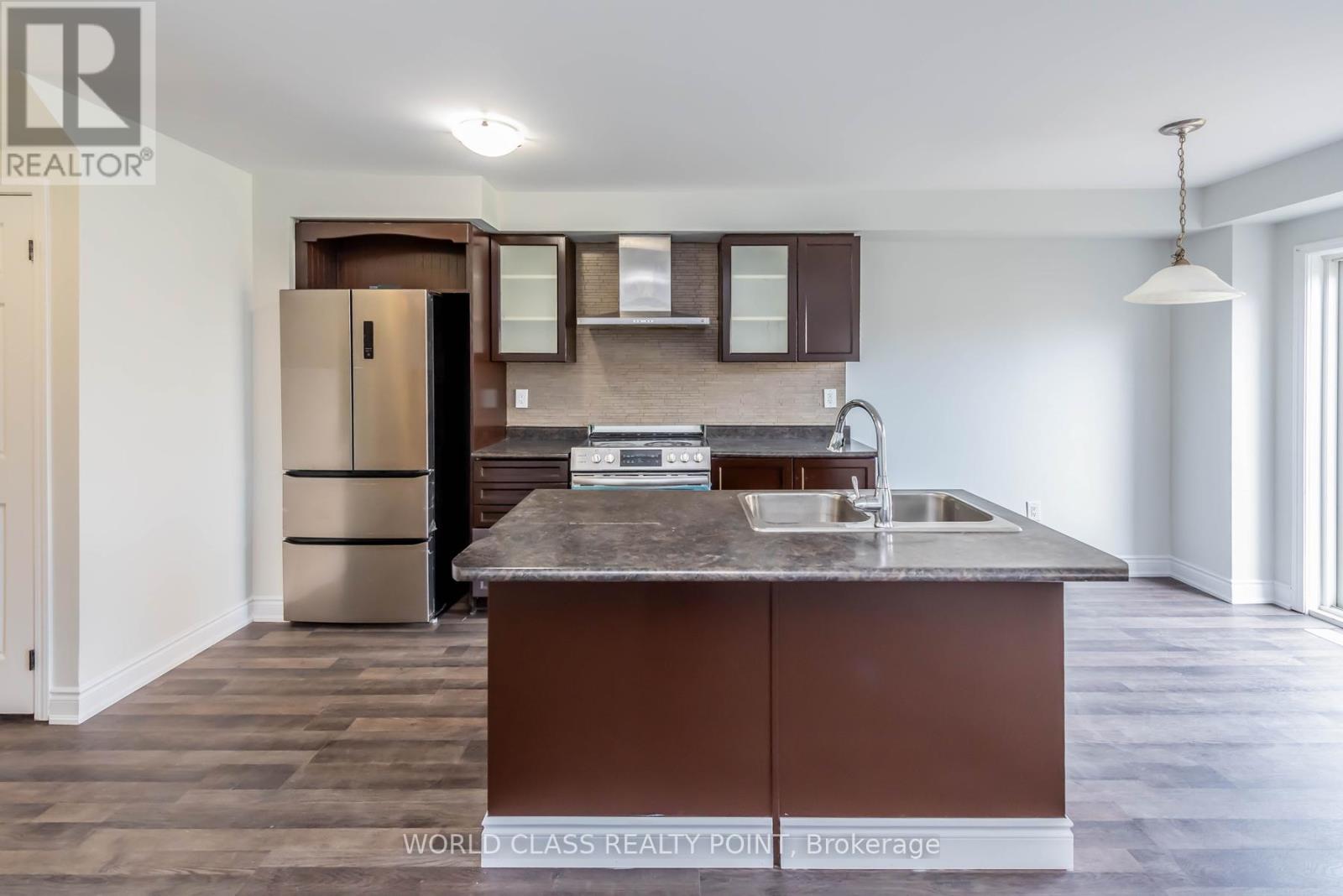8542 Nightshade Street, Niagara Falls, Ontario  L2H 0L3 - Photo 6 - X12476661