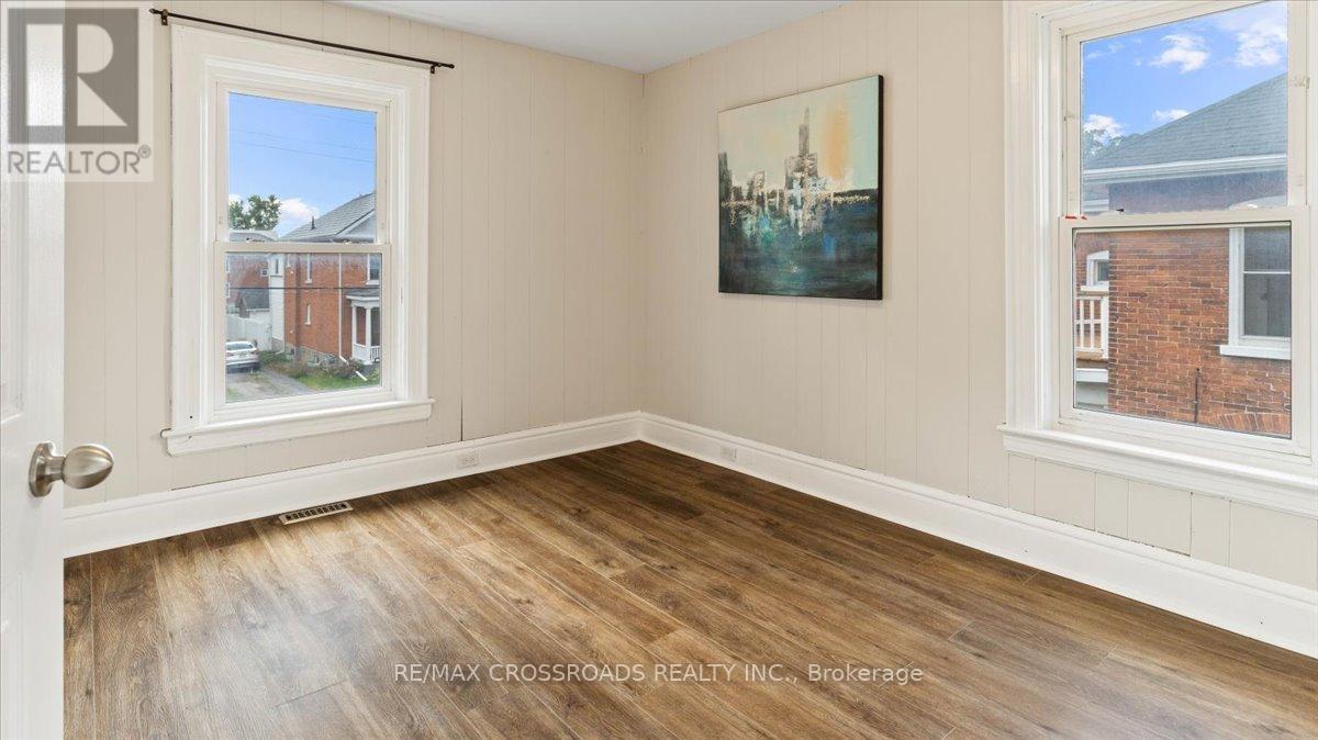 24 Catharine Street, Belleville, Ontario  K8P 1L2 - Photo 16 - X12476664