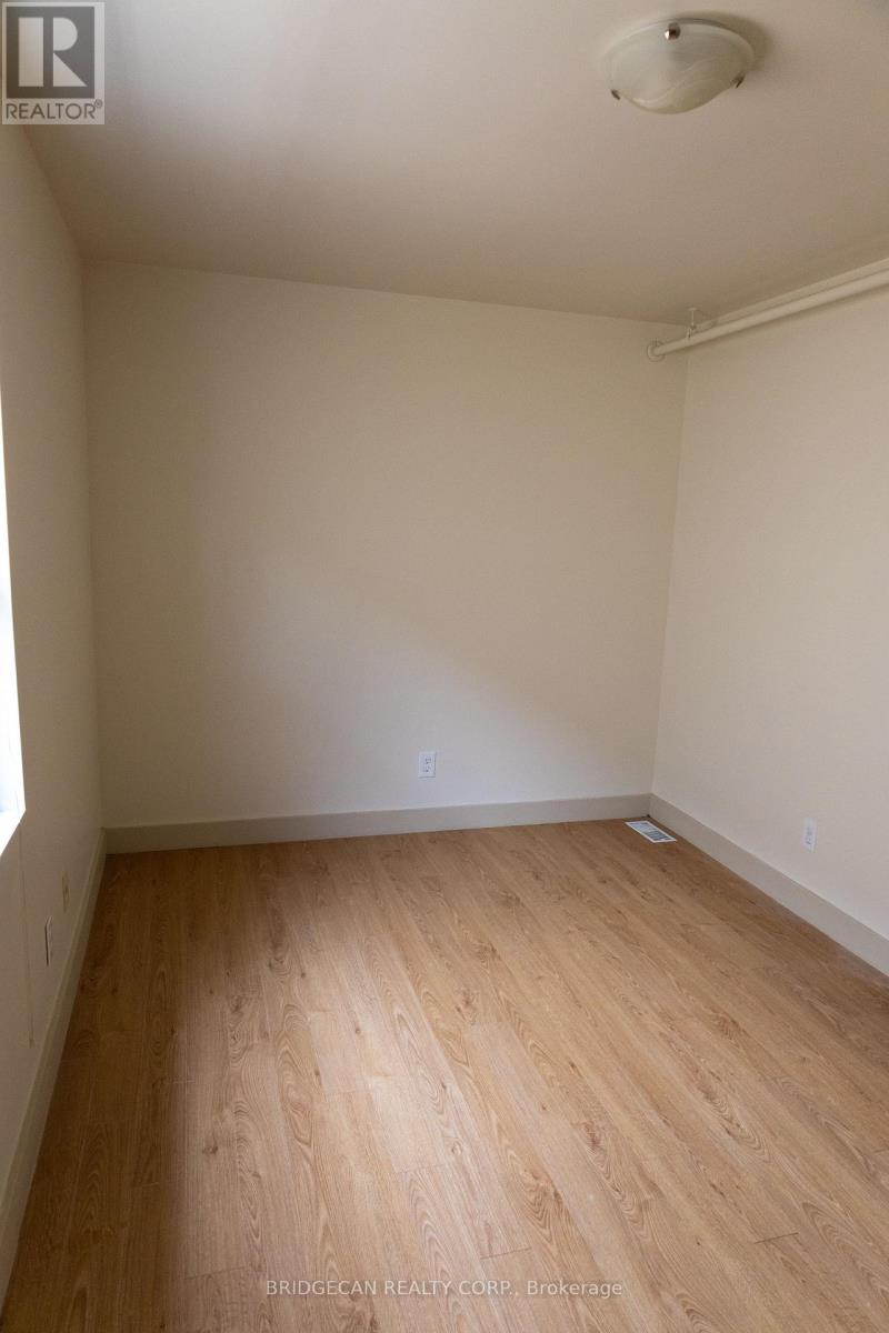 365 Colborne Street, Brantford, Ontario  N3S 3N2 - Photo 24 - X12476690